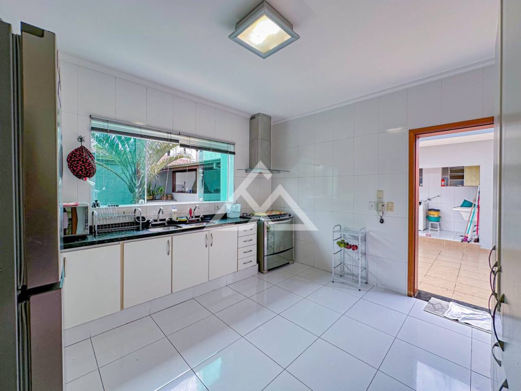 Casa de Alto Padrão - Centro - Ubatuba - SP - 29 - 35