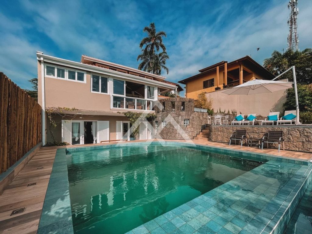 Casa de Alto Padrão - Itaguá - Ubatuba - SP - 73 - 02