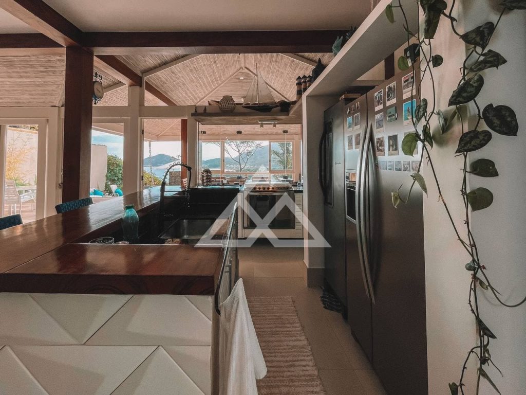 Casa de Alto Padrão - Itaguá - Ubatuba - SP - 73 - 23