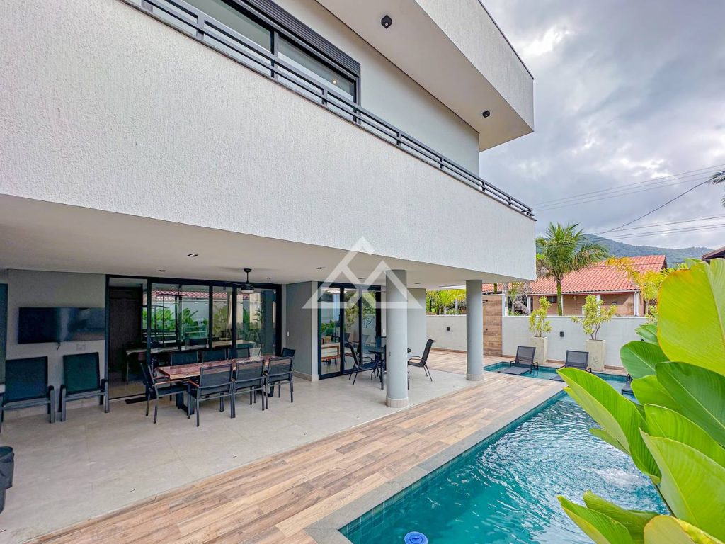 Casa de Alto Padrão - Lagoinha - Ubatuba - 159 - 1