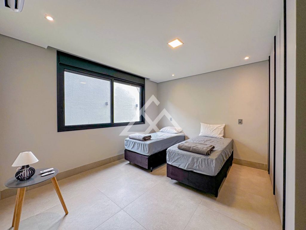 Casa de Alto Padrão - Lagoinha - Ubatuba - 159 - 25