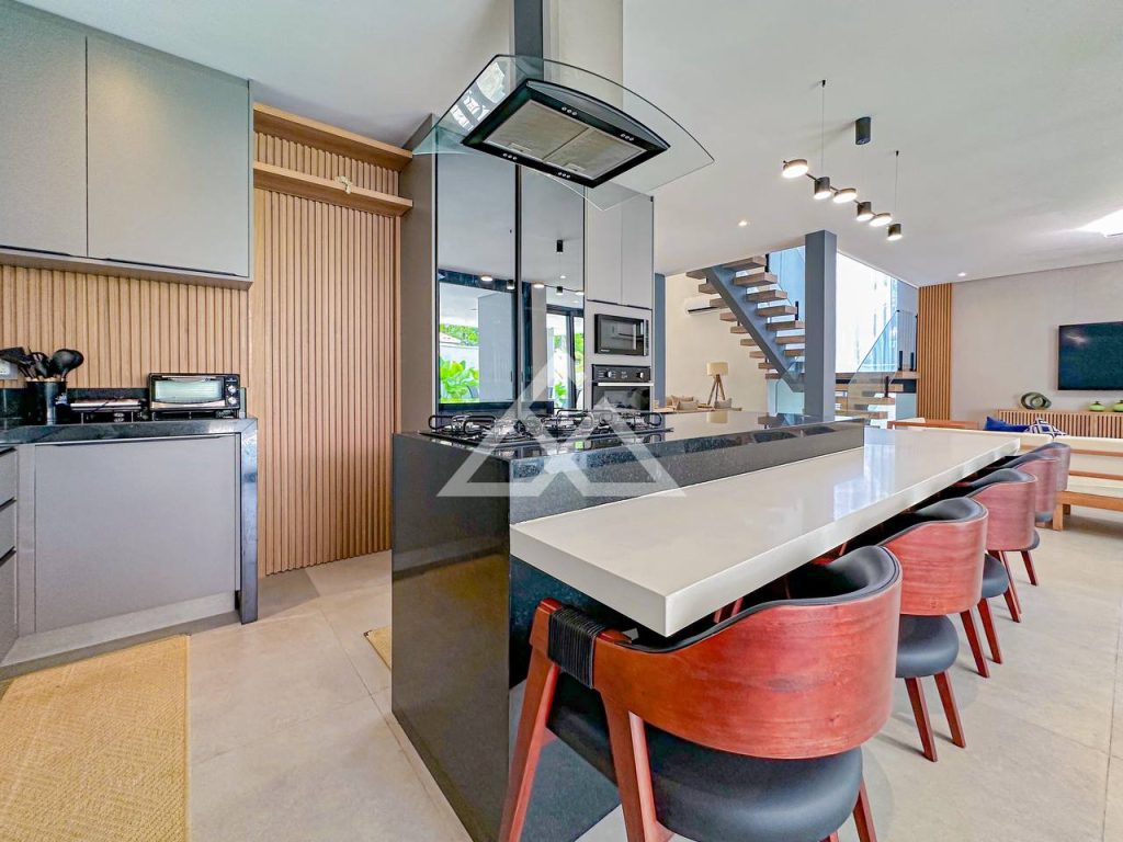 Casa de Alto Padrão - Lagoinha - Ubatuba - 159 - 34