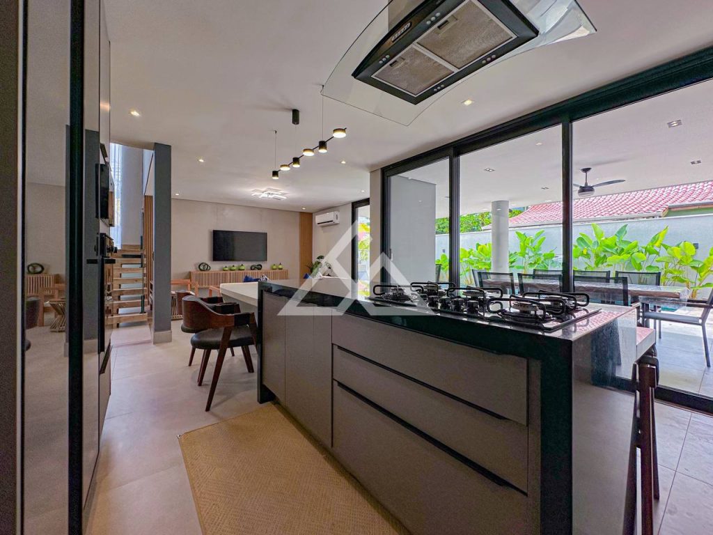 Casa de Alto Padrão - Lagoinha - Ubatuba - 159 - 36