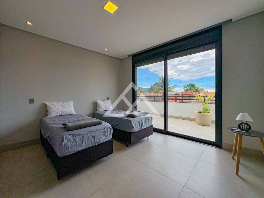 Casa de Alto Padrão - Lagoinha - Ubatuba - 159 - 41