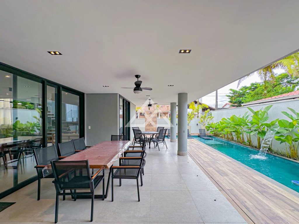 Casa de Alto Padrão - Lagoinha - Ubatuba - 159 - 9