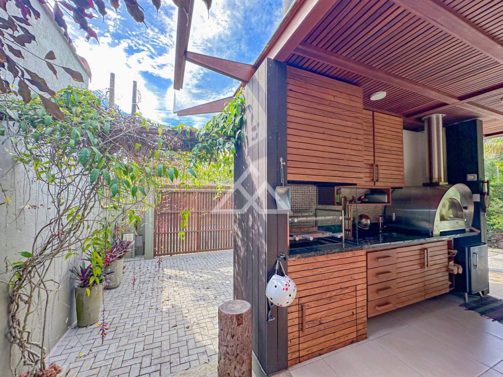 Casa de Alto Padrão - Parque Vivamar - Ubatuba - SP - 192 - 11