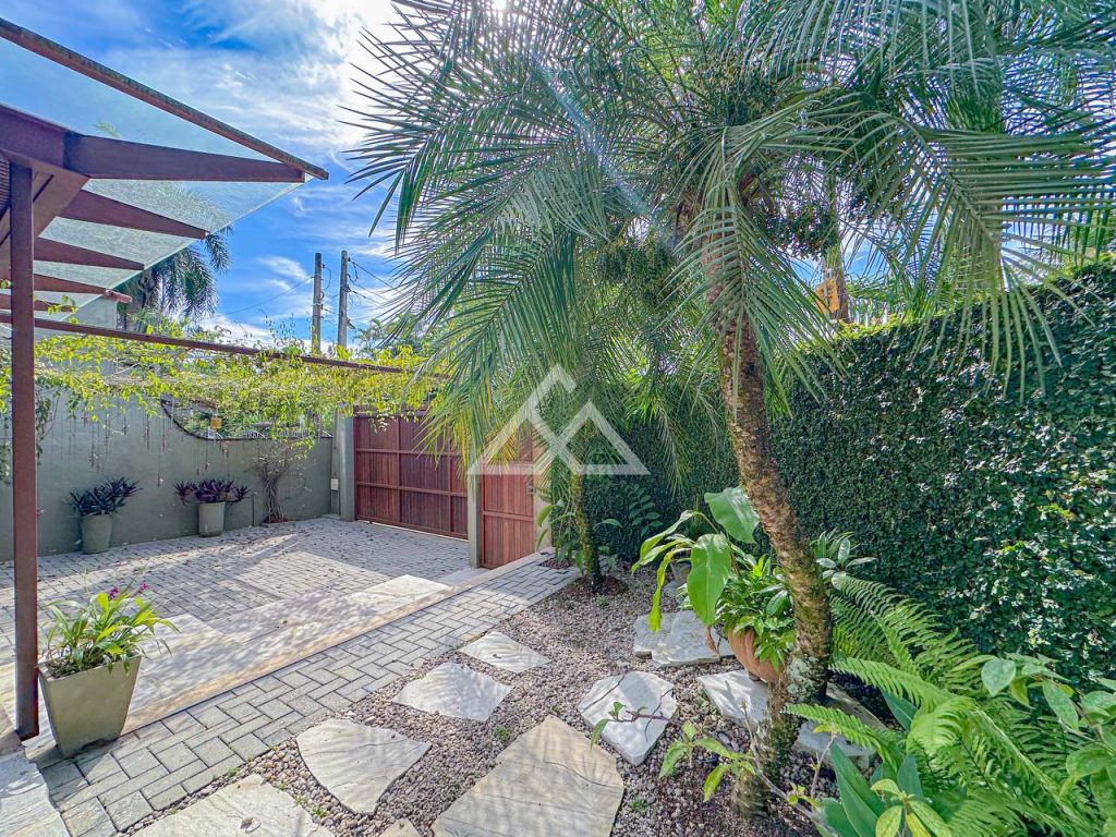 Casa de Alto Padrão - Parque Vivamar - Ubatuba - SP - 192 - 3