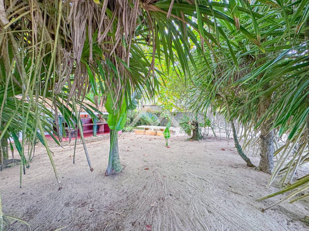 Casa de Alto Padrão - Vermelha do Centro - Ubatuba - SP - 186 - 17