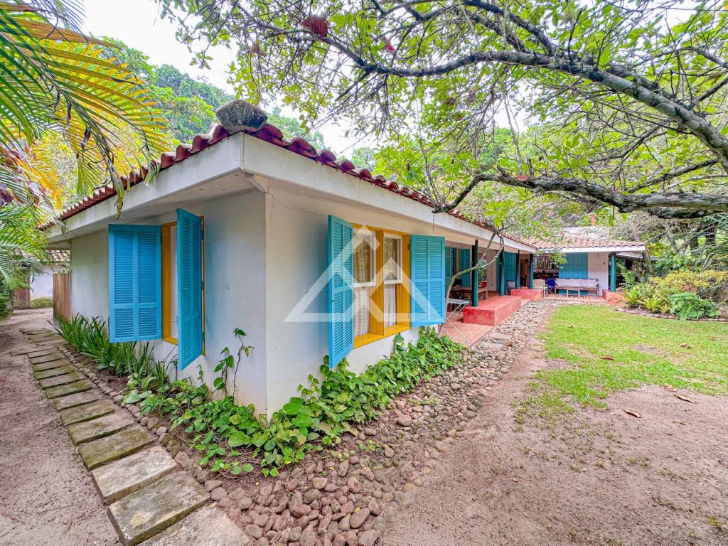 Casa de Alto Padrão - Vermelha do Centro - Ubatuba - SP - 186 - 4