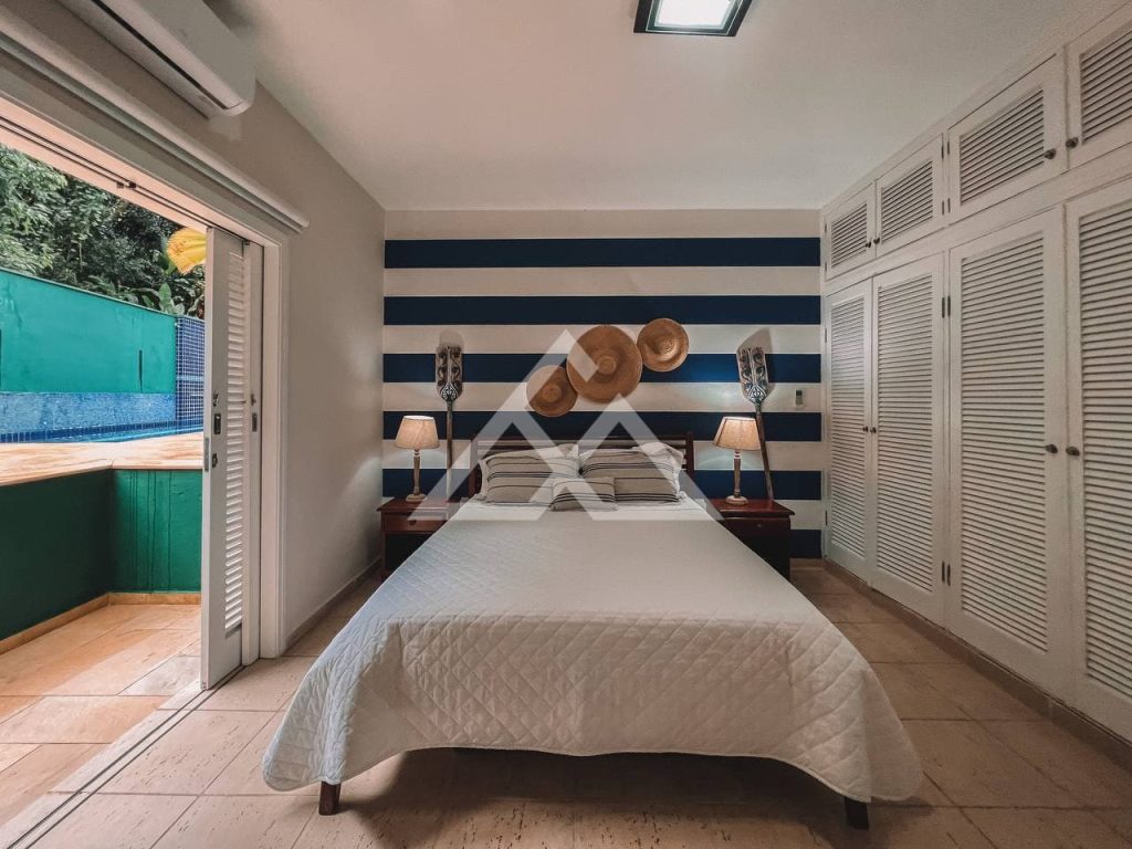 Casa de Alto Padrão - Domingas Dias - Ubatuba - SP - 86 - 15