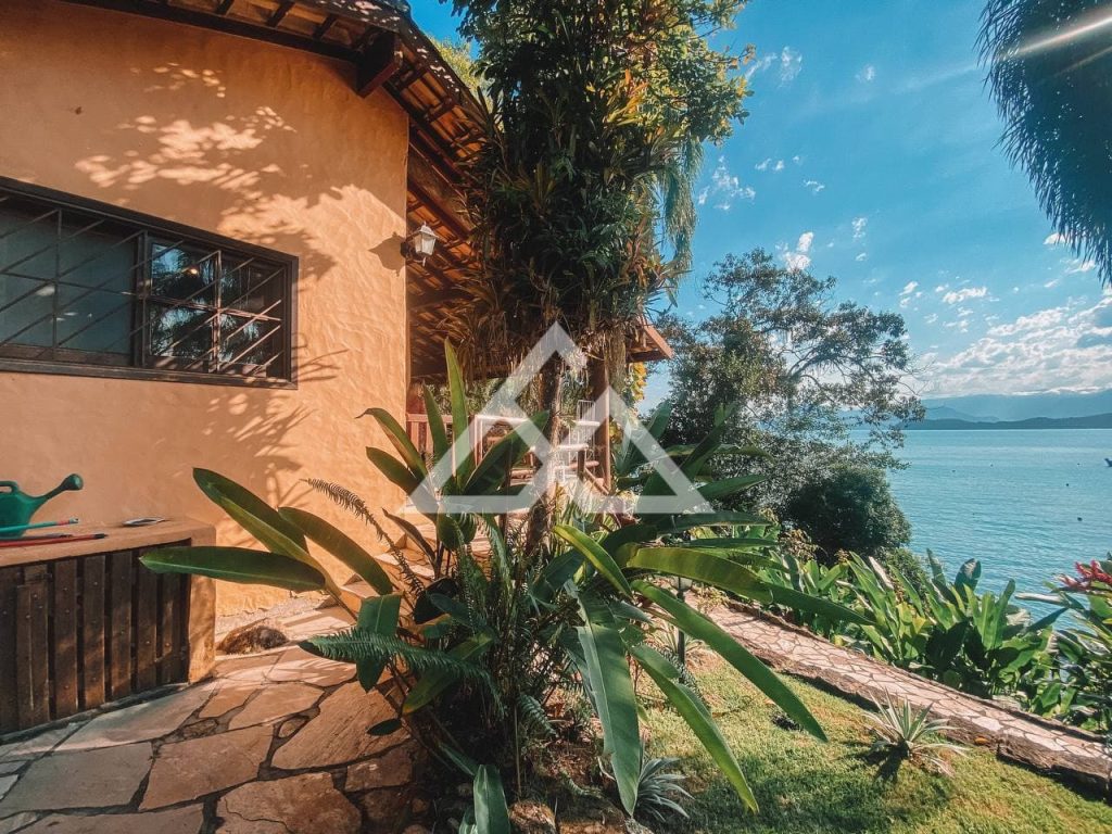 Casa de Alto Padrão - Picinguaba - Ubatuba - SP - 41 - 02