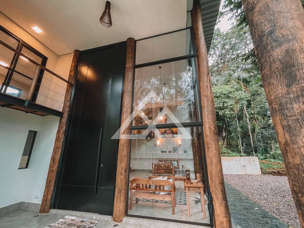 Casa de Alto Padrão - Prumirim - Ubatuba - SP - 69 - 01