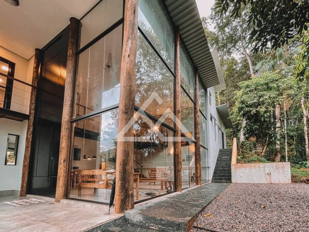 Casa de Alto Padrão - Prumirim - Ubatuba - SP - 69 - 02