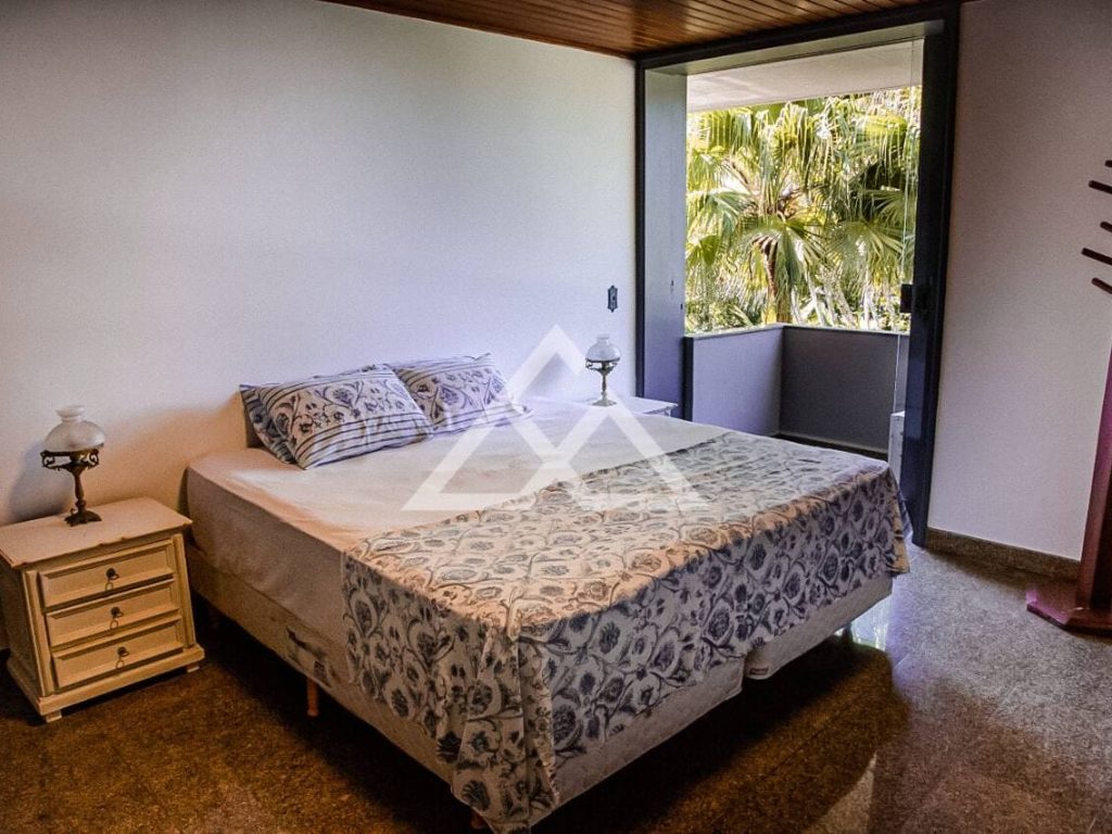 Casa de Alto Padrão - Vermelha do Centro - Ubatuba - SP - 30 - 32