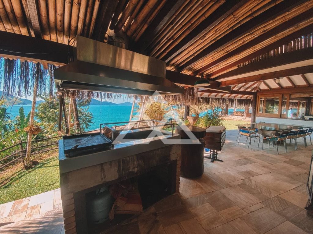 Casa de Alto Padrão - Vermelha do Sul - Ubatuba - SP - 40 - 18