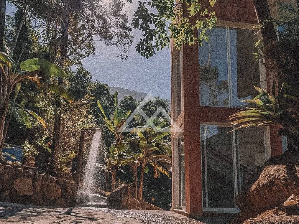 Casa de Condomínio Alto Padrão - Felix - Ubatuba - SP - 24 - 04