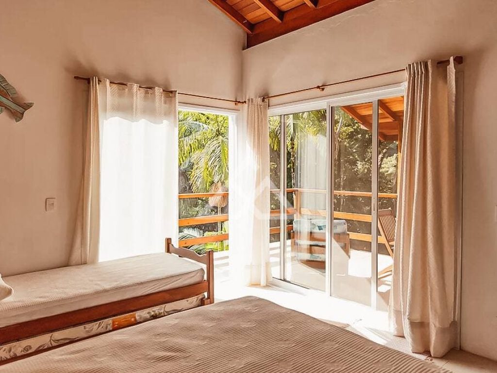 Casa de Condomínio Alto Padrão - Felix - Ubatuba - SP - 24 - 28