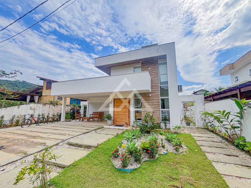 Casa de Condomínio Alto Padrão - Horto - Ubatuba - SP - 232 - 1