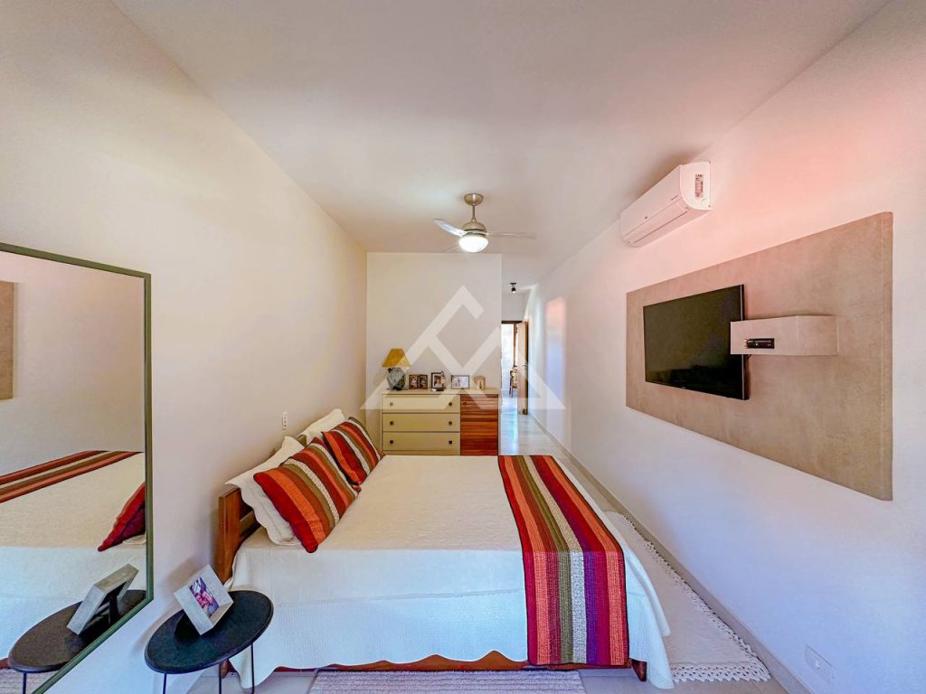 Casa de Condomínio Alto Padrão - Horto - Ubatuba - SP - 330 - 48