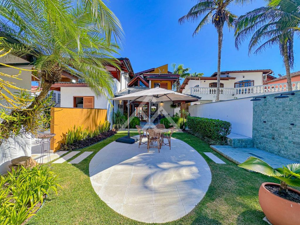 Casa de Condomínio Alto Padrão - Horto - Ubatuba - SP - 330 - 60