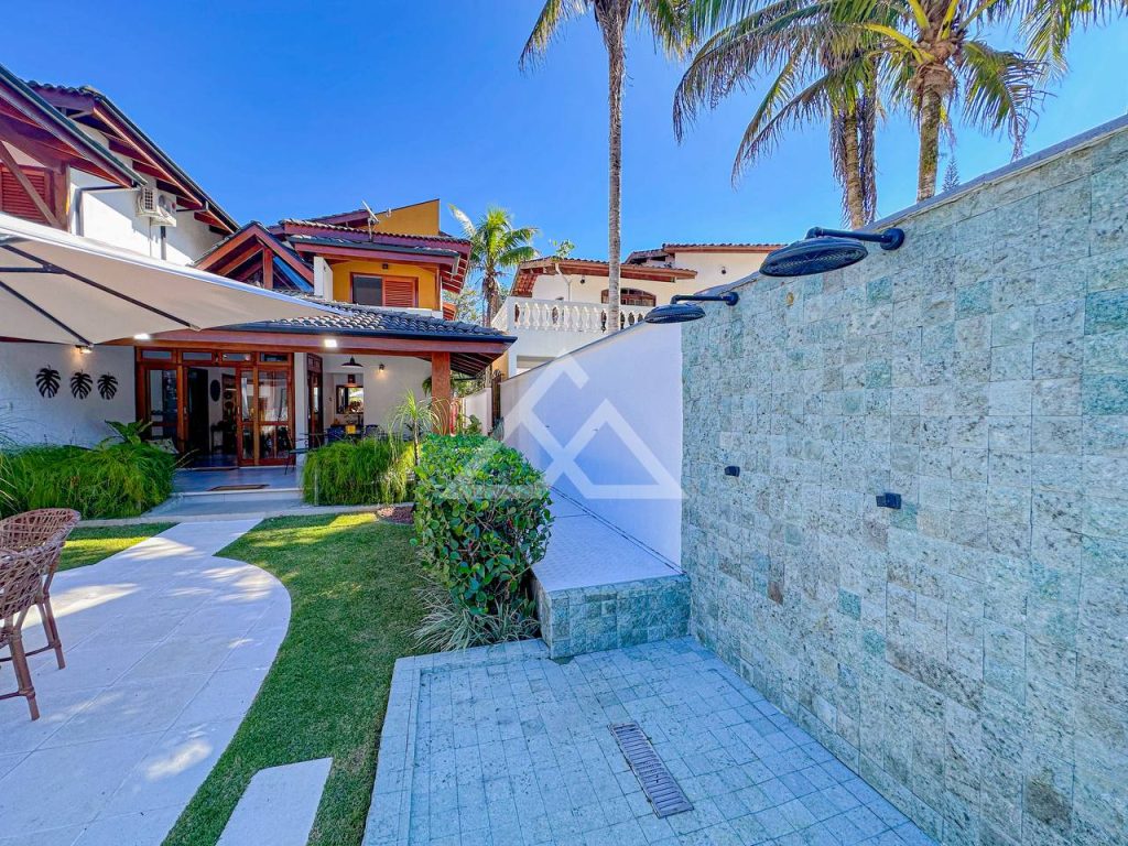 Casa de Condomínio Alto Padrão - Horto - Ubatuba - SP - 330 - 61