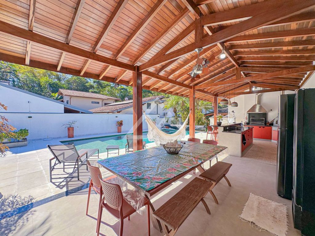 Casa de Condomínio Alto Padrão - Horto - Ubatuba - SP - 330 - 69