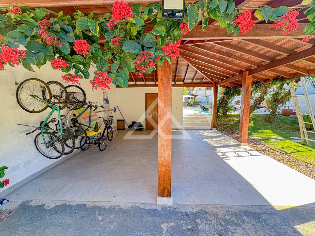 Casa de Condomínio Alto Padrão - Horto - Ubatuba - SP - 330 - 87