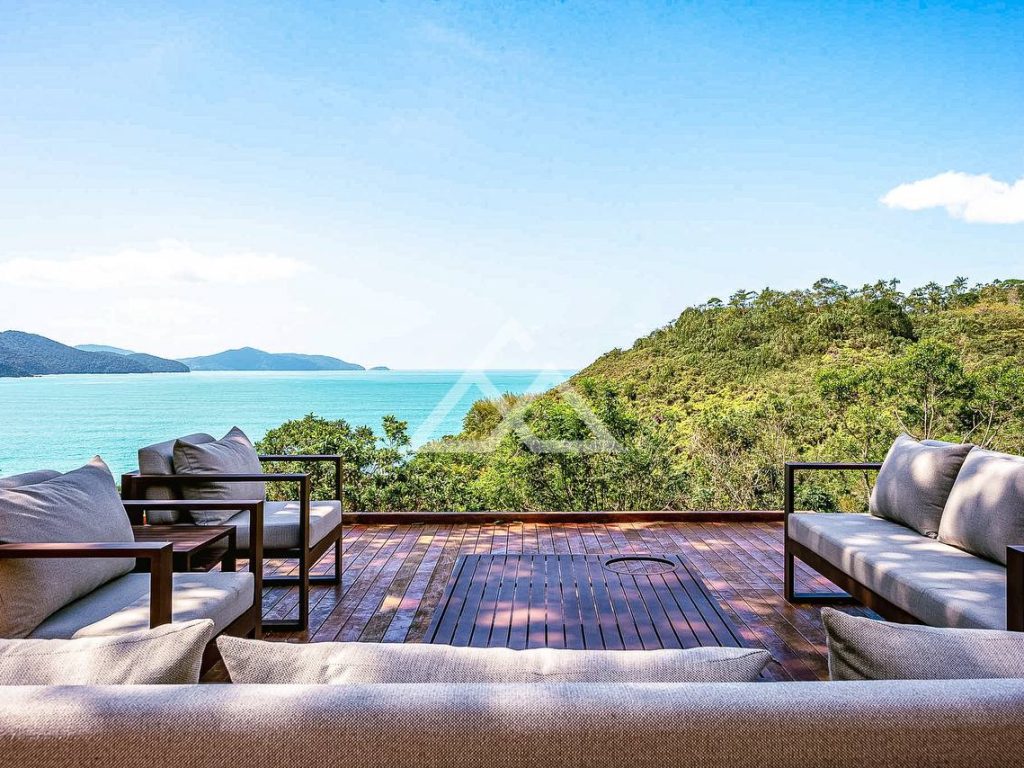 Casa de Condomínio Alto Padrão - Praia Brava - Ubatuba - SP - 110 - 04