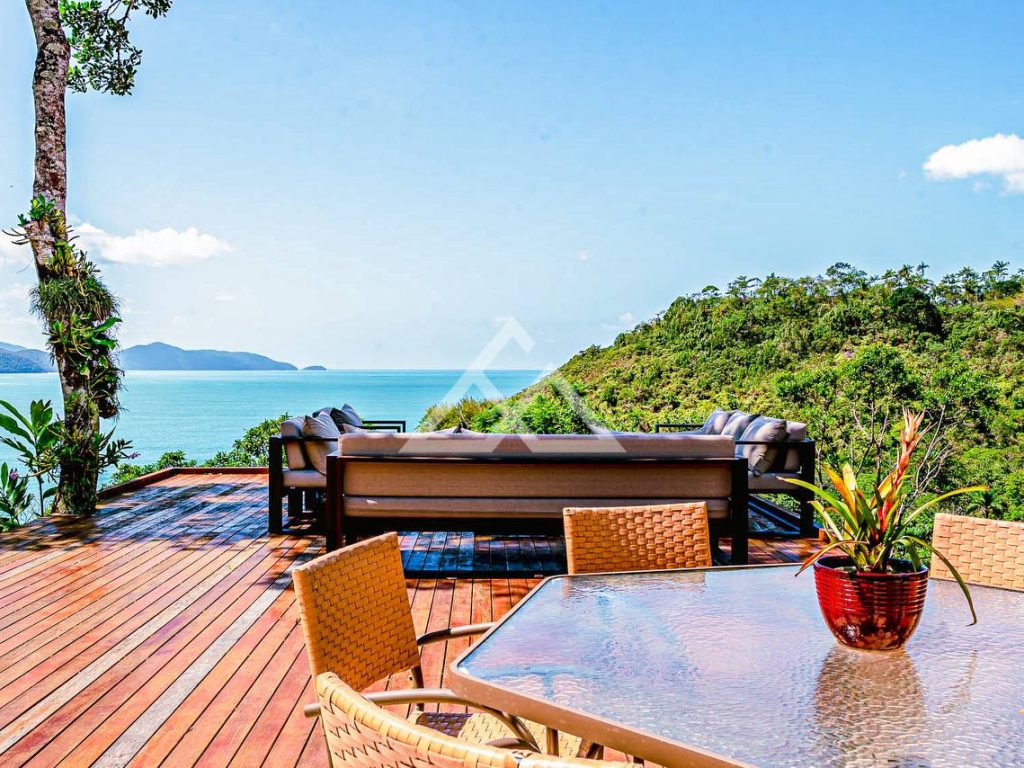 Casa de Condomínio Alto Padrão - Praia Brava - Ubatuba - SP - 110 - 05