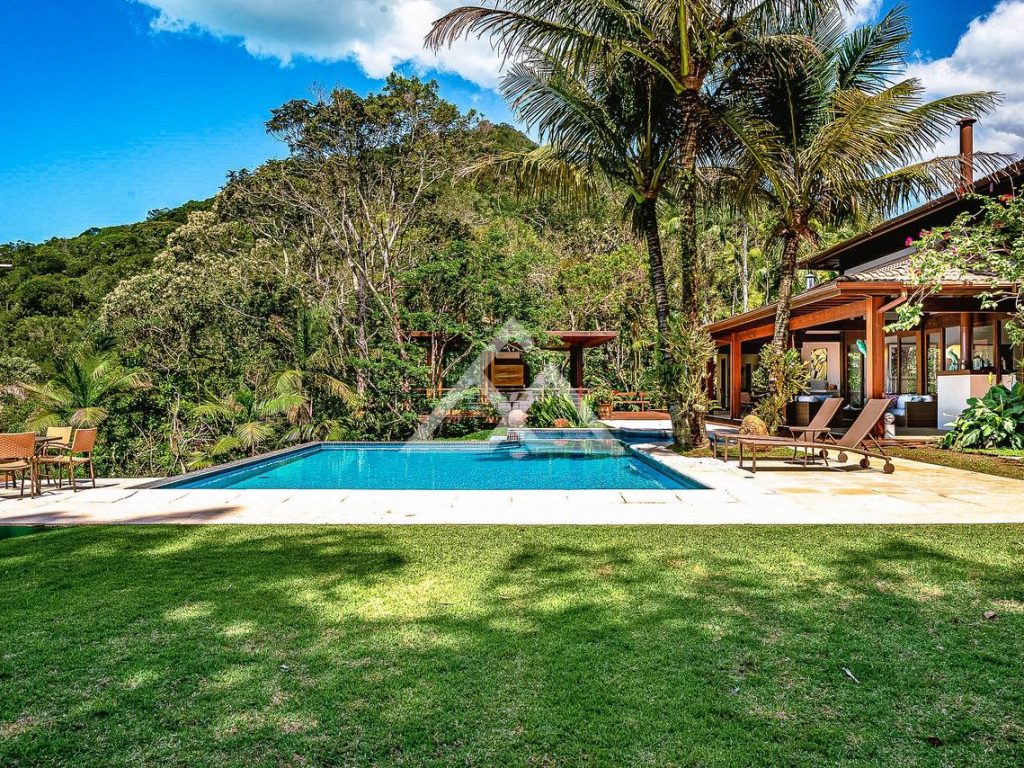 Casa de Condomínio Alto Padrão - Praia Brava - Ubatuba - SP - 110 - 07