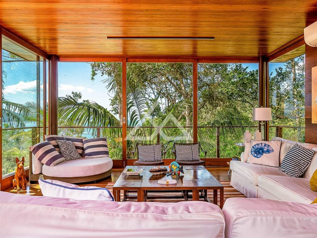 Casa de Condomínio Alto Padrão - Praia Brava - Ubatuba - SP - 110 - 21