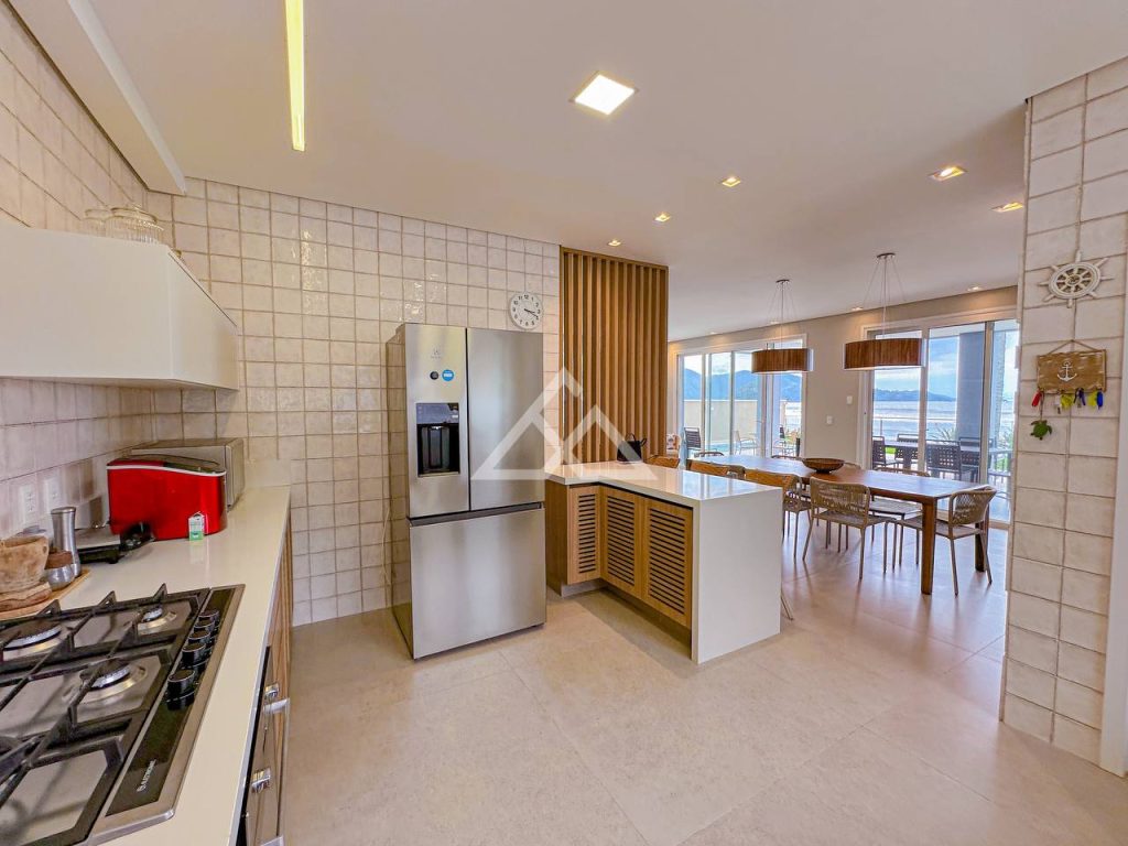 Casa de Condomínio Alto Padrão - Praia do Sapê - Ubatuba - SP - 216 - 41