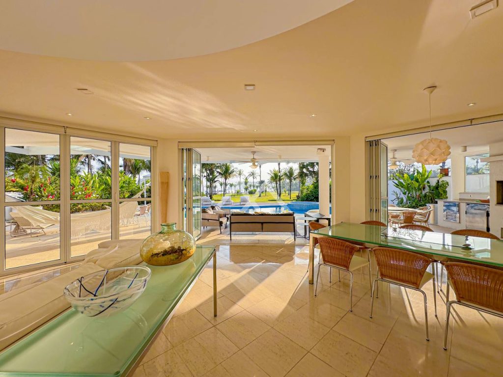 Casa de Condomínio Alto Padrão - Tabatinga - Caraguatatuba - SP - 168 - 46