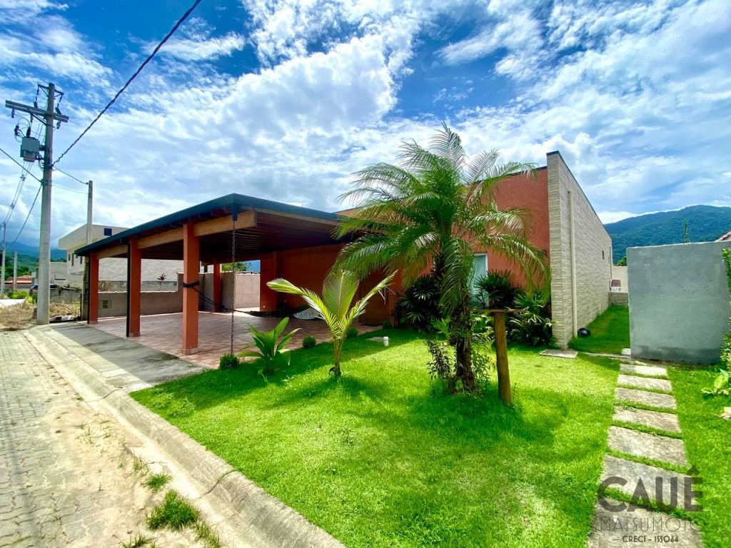 Casa de Condomínio Alto Padrão - Tenório - Ubatuba - SP - 01