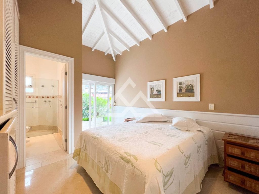 Casa de Condomínio Alto Padrão - Tabatinga - Caraguatatuba - SP - 89 - 43