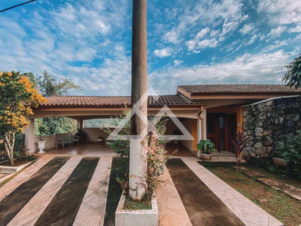 Casa de Condomínio Alto Padrão - Toninhas - Ubatuba - SP - 50 - 03