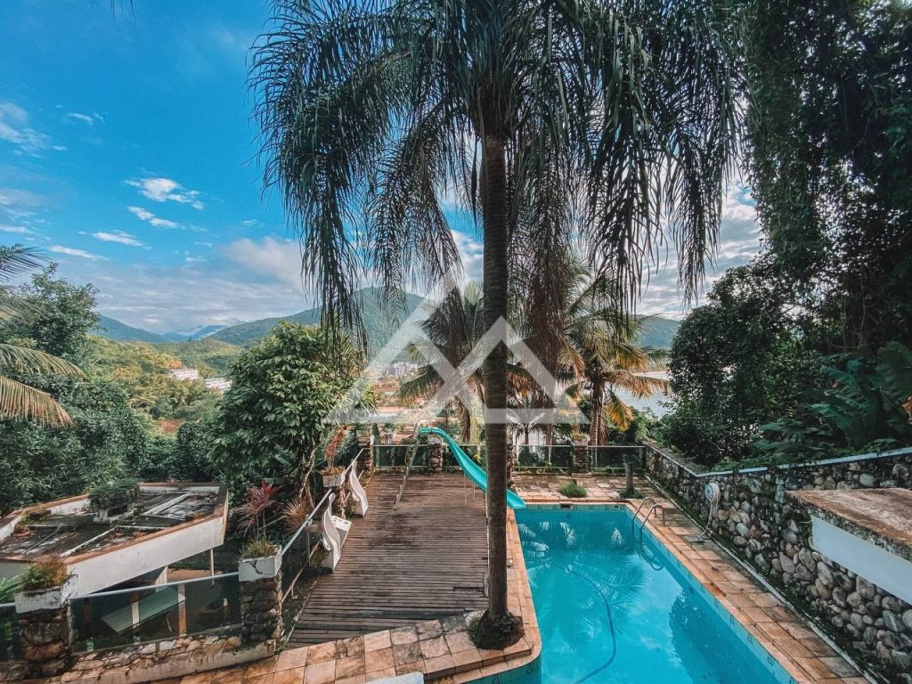 Casa de Condomínio Alto Padrão - Toninhas - Ubatuba - SP - 50 - 05