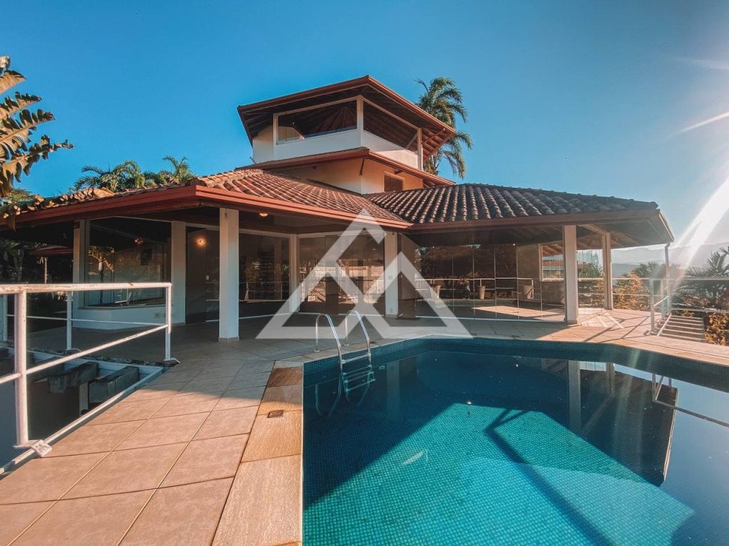 Casa de Condomínio de Alto Padrão - Itaguá - Ubatuba - SP - 48 - 02