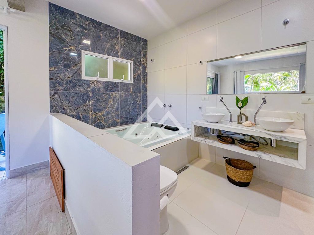 Casa de condomínio Alto Padrão - Ubatubmirim - Ubatuba - SP - 195 - 48